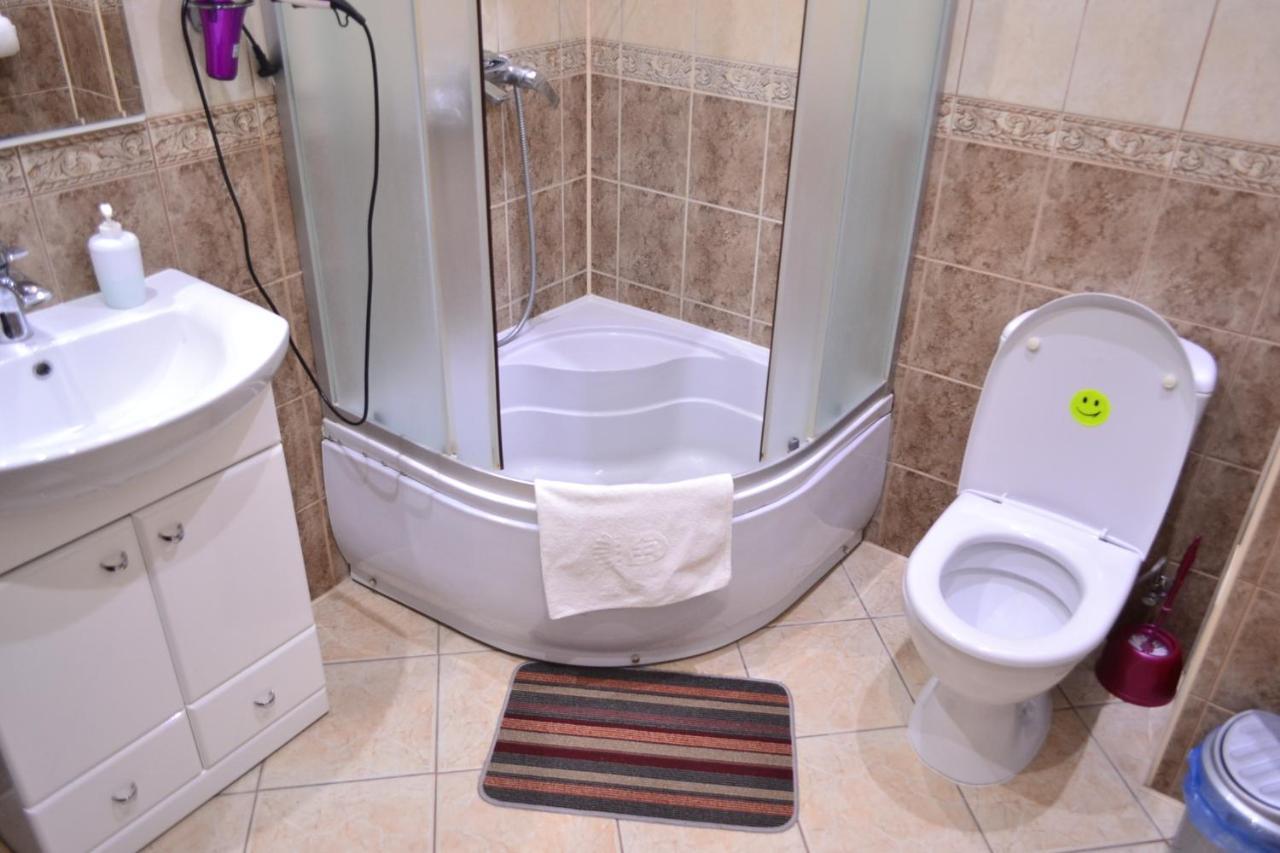 Apartment On Shevchenka Boulevard Ternopil Eksteriør billede