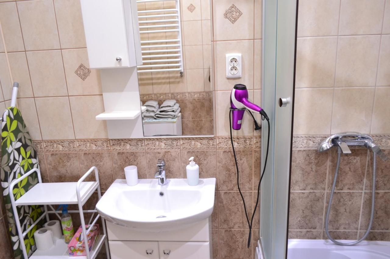 Apartment On Shevchenka Boulevard Ternopil Eksteriør billede