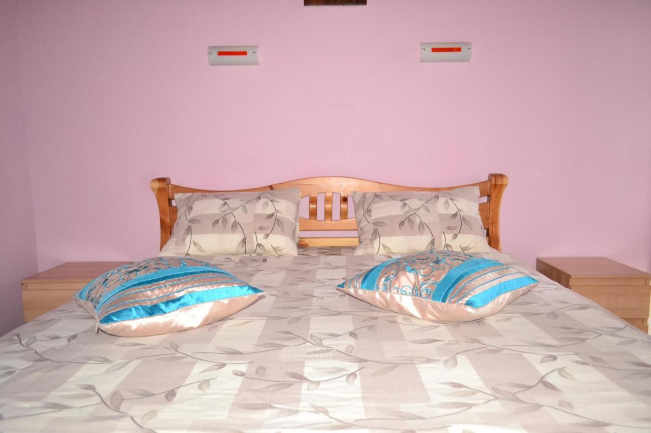 Apartment On Shevchenka Boulevard Ternopil Eksteriør billede