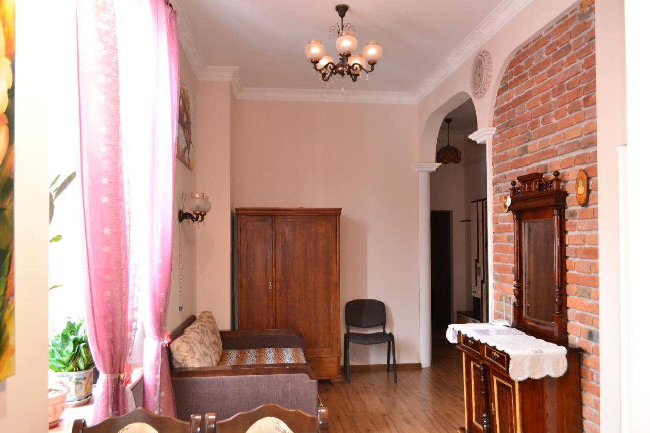 Apartment On Shevchenka Boulevard Ternopil Eksteriør billede