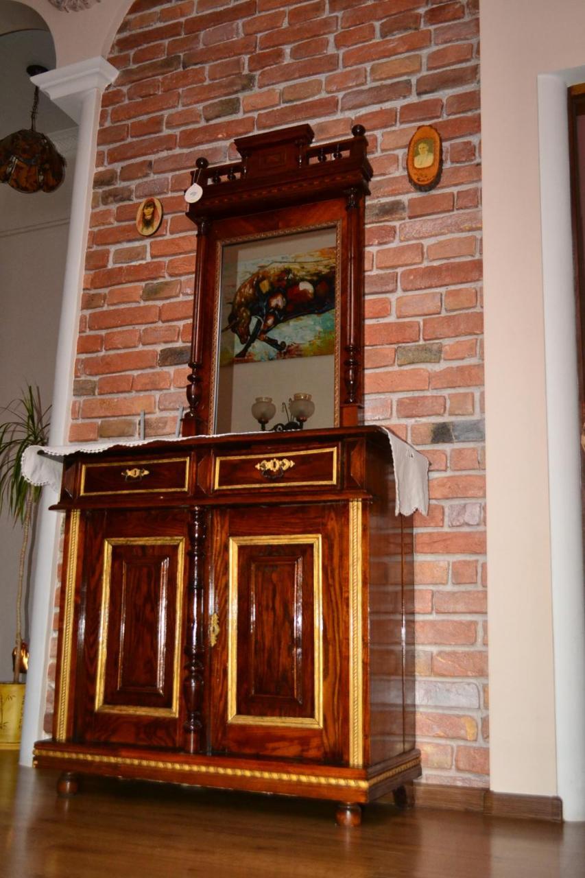 Apartment On Shevchenka Boulevard Ternopil Eksteriør billede