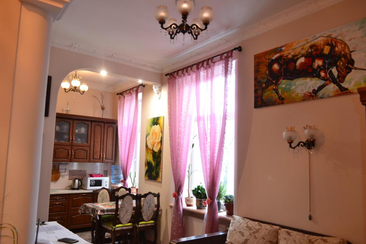 Apartment On Shevchenka Boulevard Ternopil Eksteriør billede