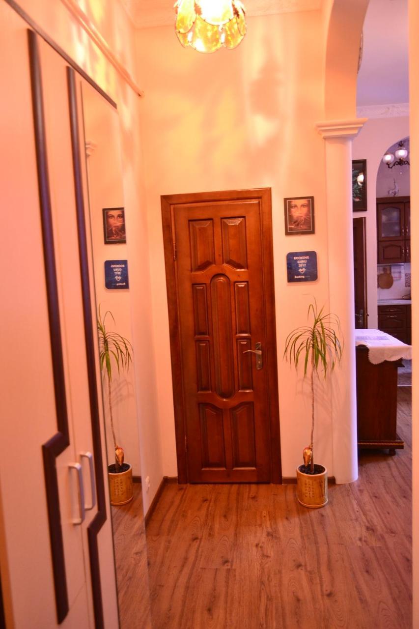 Apartment On Shevchenka Boulevard Ternopil Eksteriør billede