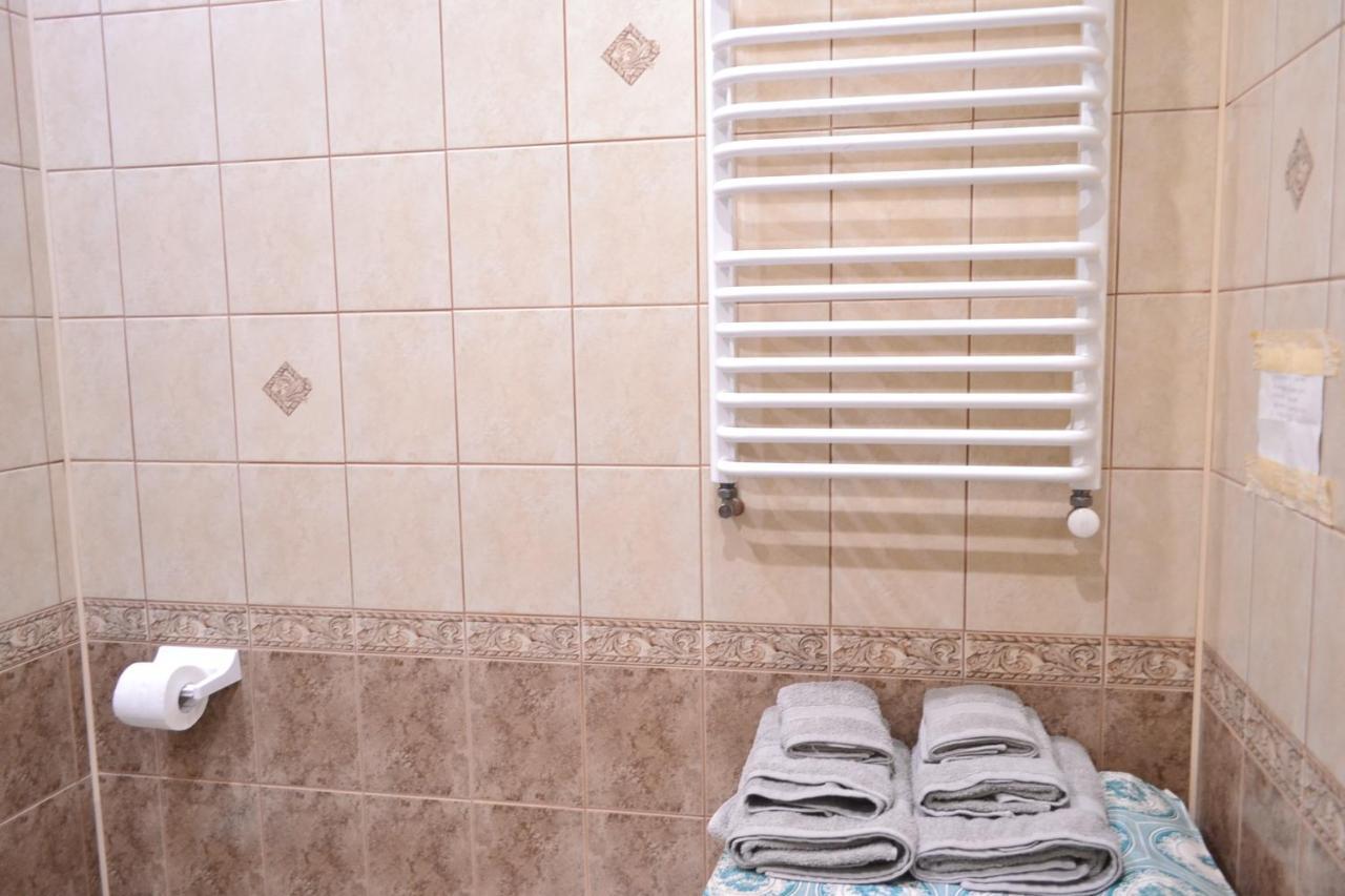 Apartment On Shevchenka Boulevard Ternopil Eksteriør billede