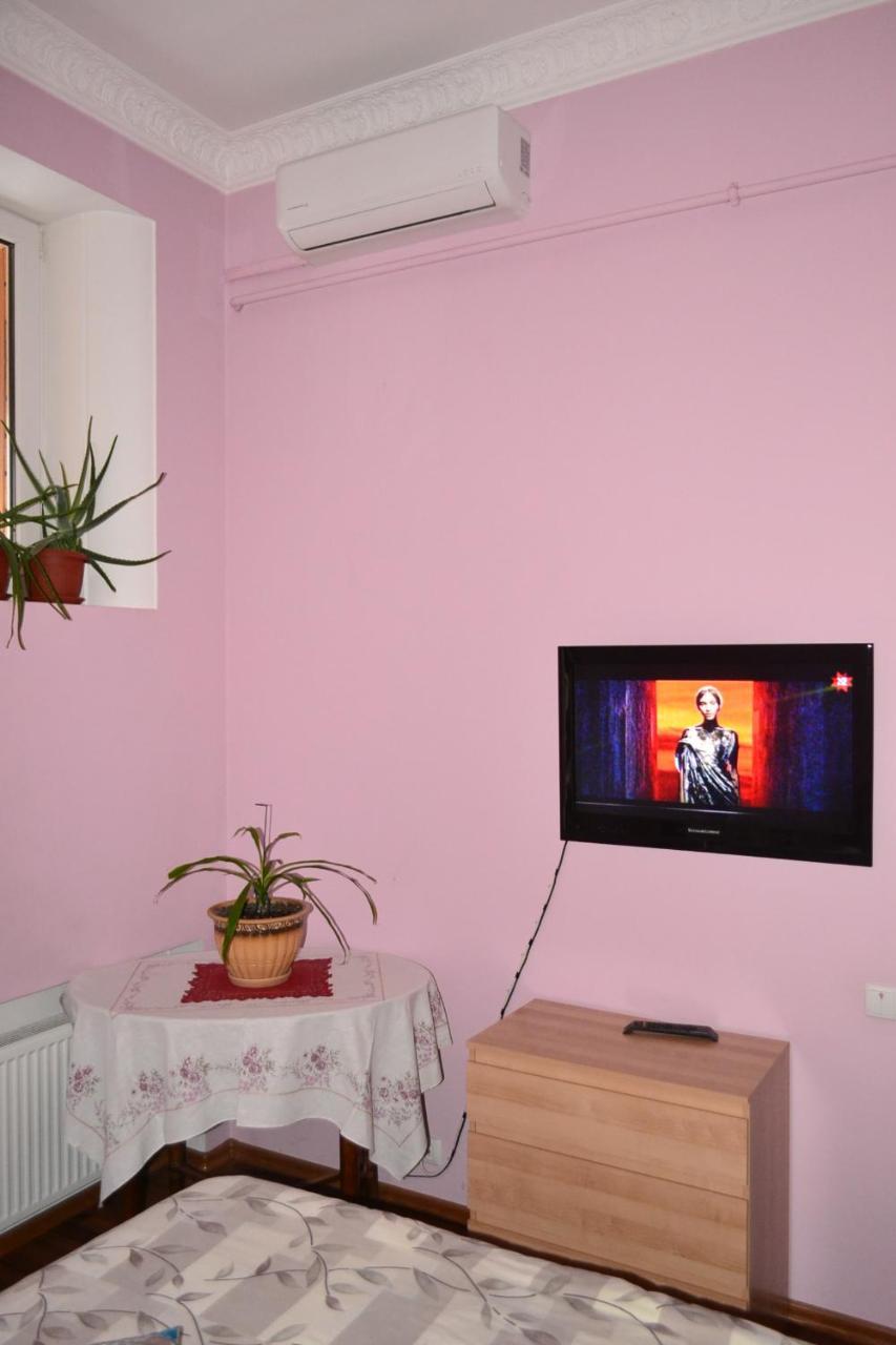 Apartment On Shevchenka Boulevard Ternopil Eksteriør billede
